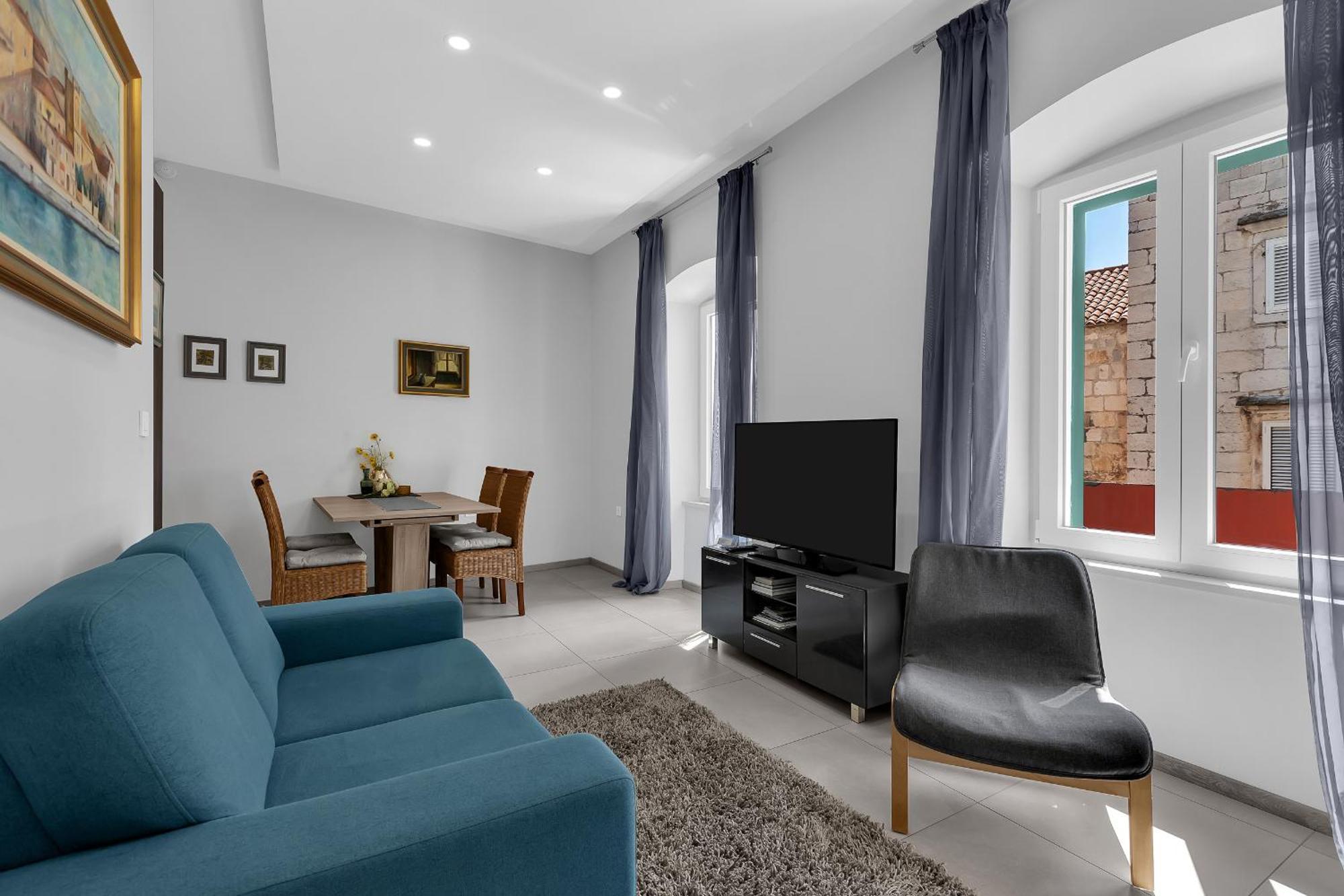 City Center Apartment Dvor Kalalarga Макарска Экстерьер фото